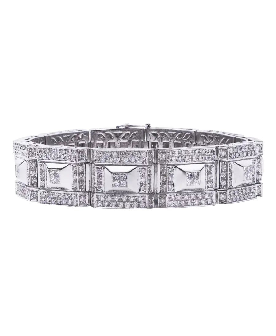 Bracelet avec des Diamants blancs en Or blanc 18 Carats. Disponible chez VIRTU LUXURY.